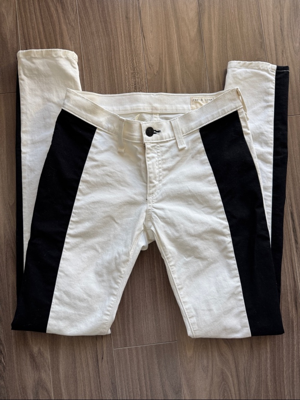 Rag and Bone Black and White
Split Jeans